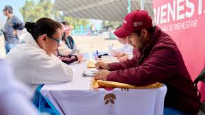 ¡Confirmado! Adultos mayores recibirán aumento automático del 100% en su pensión a partir de mayo de 2026